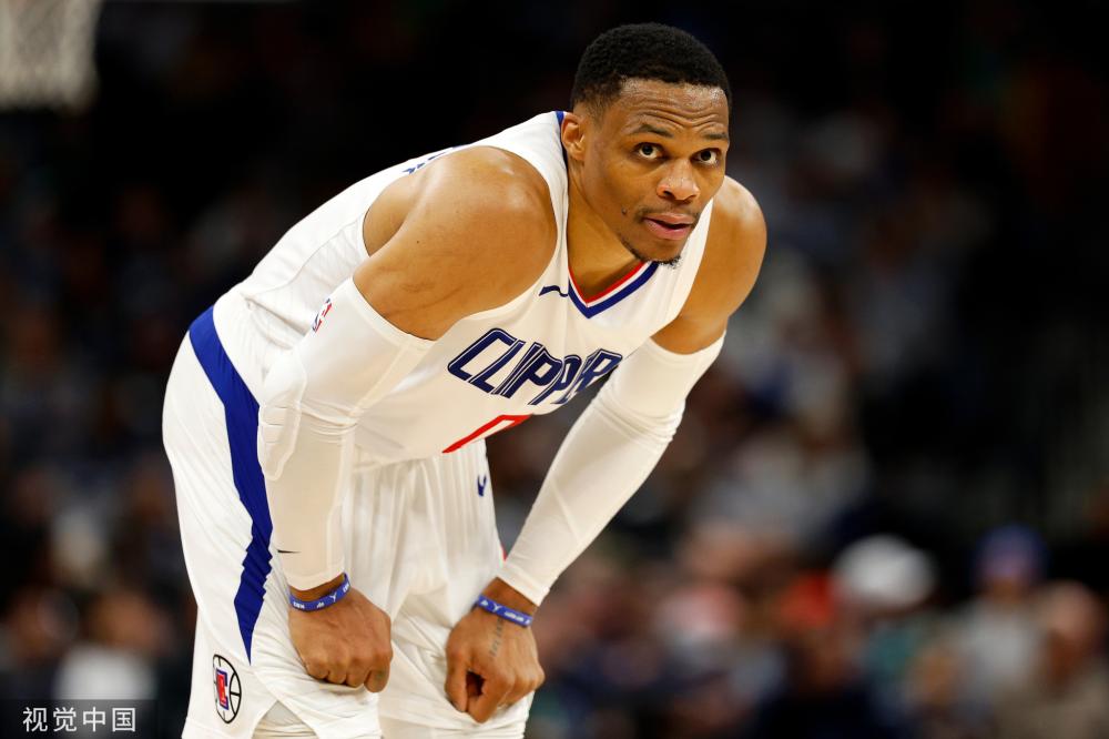 表示出浓厚 表示出浓厚