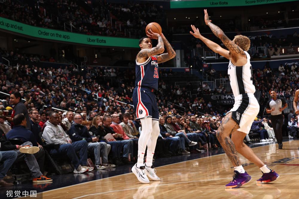 竞技体育中 竞技体育中